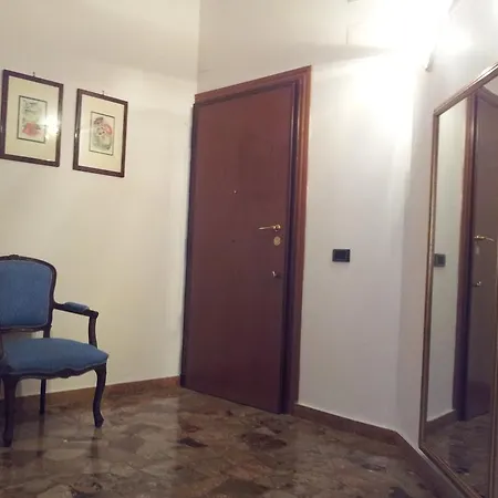 Flavia Apartment *